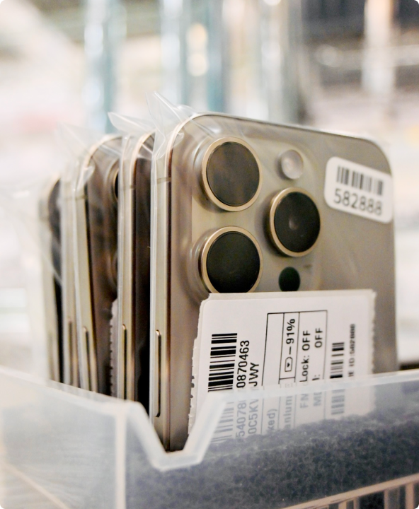 iPhones reacondicionados clasificados por grado A, B y C tras revisión manual